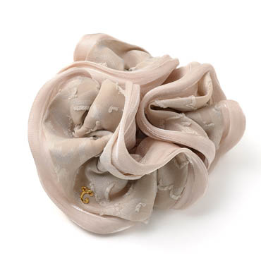 エレガンスブルーム シュシュ(ベージュ)